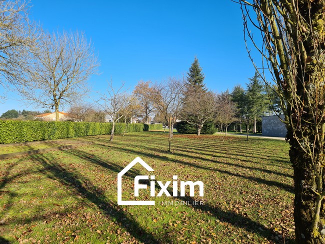 Offres de vente Terrain à batir La Regrippière (44330)